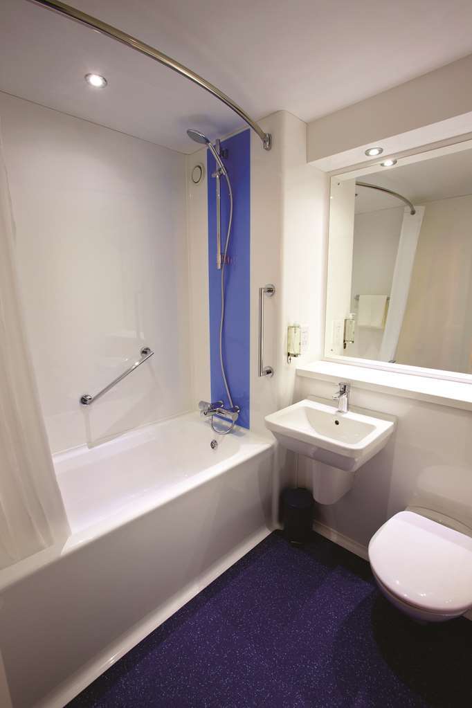 Travelodge Halifax Oda fotoğraf